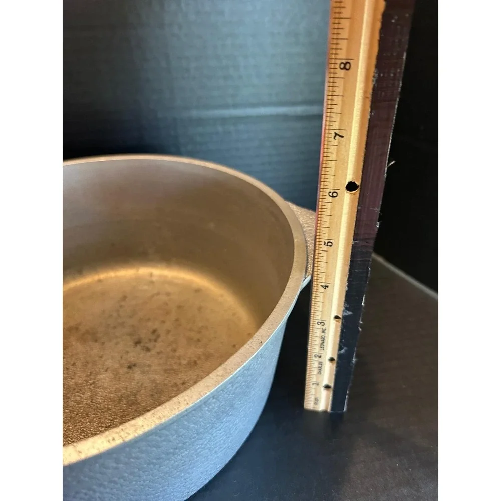 Cast Aluminum Hammered Dutch Oven Pot USA No Lid Hamilton Ross Eternity Ware?